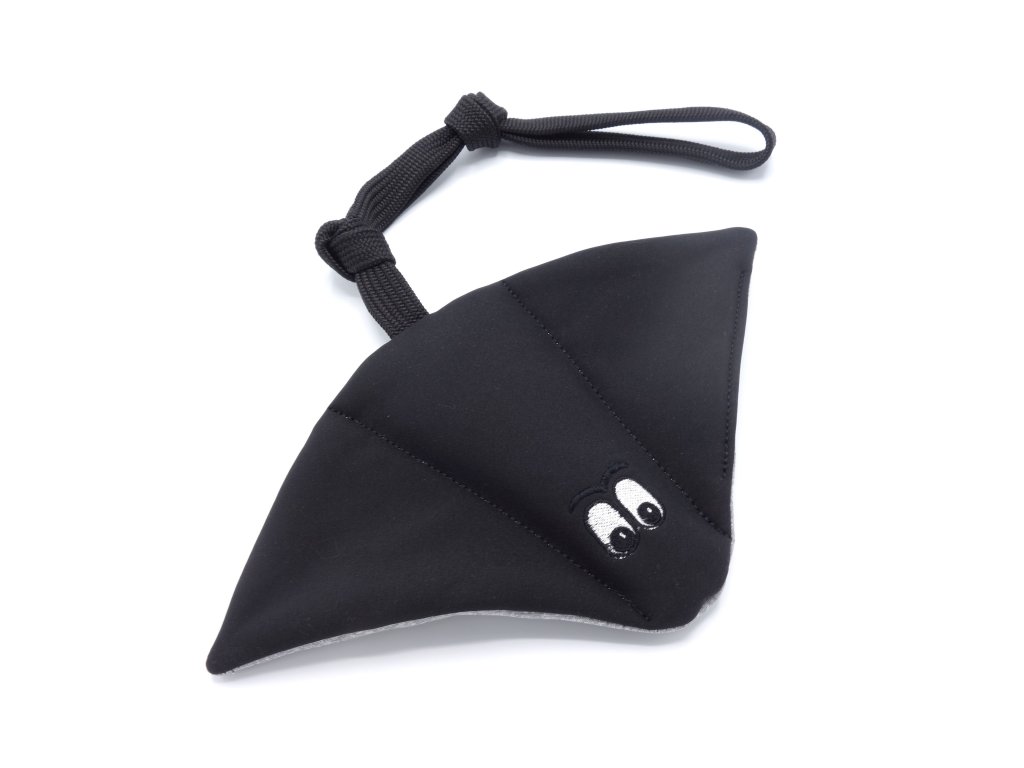 Pískací Potvůrky Odolný softshellový Rejnok - černá/šedá