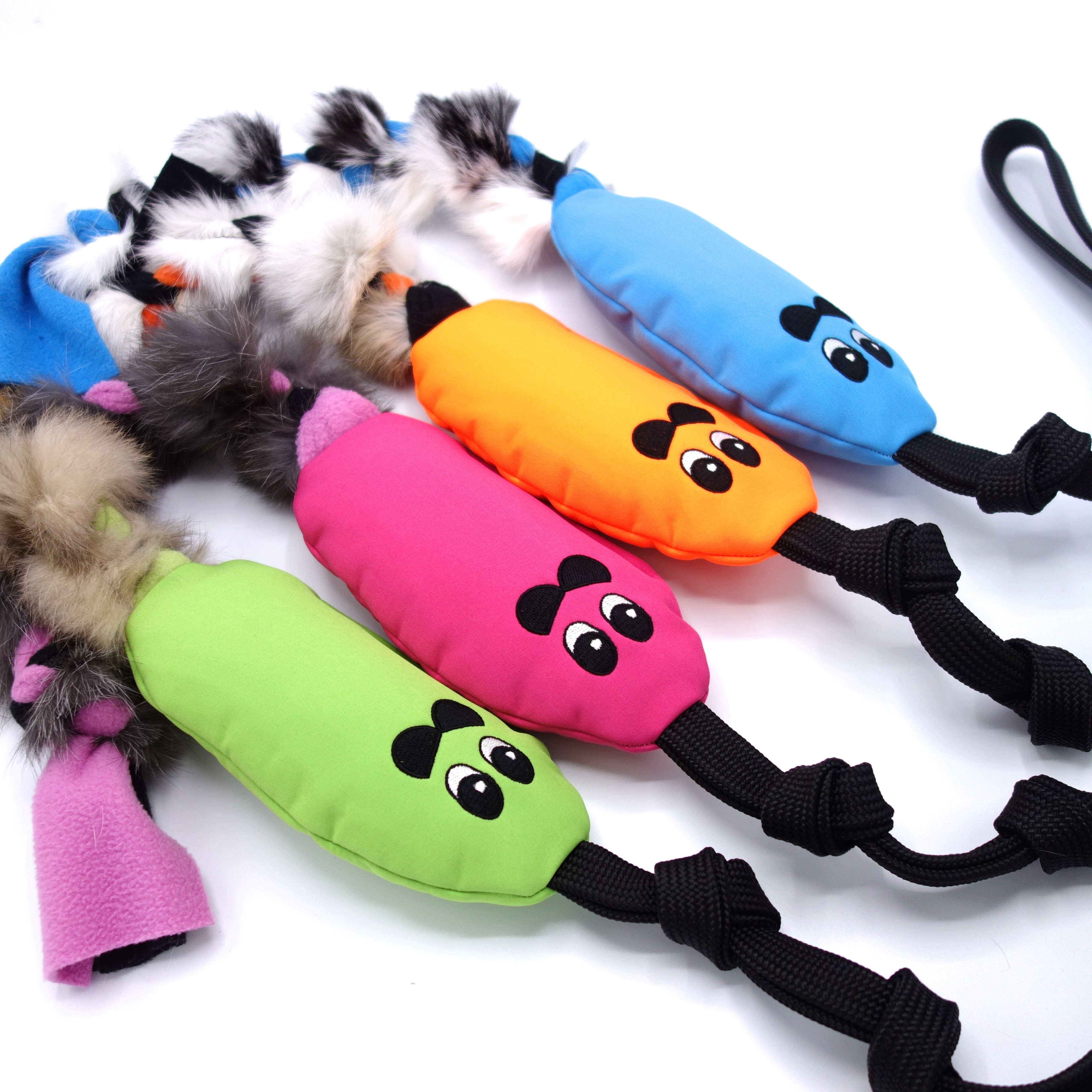 Pískací Potvůrky Odolné přetahovadlo – krysa s králičí kožešinou a flísem - oranžová